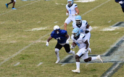 Makos Dominate Huskies 37-0, Eye Jacksonville Showdown